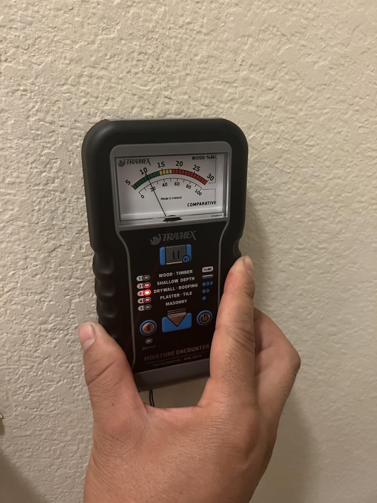 Tramex Moisture Encounter ME5 | Pinless Meter for Measuring Moisture Content in Wood, Drywall & Building Materials customer photo 3