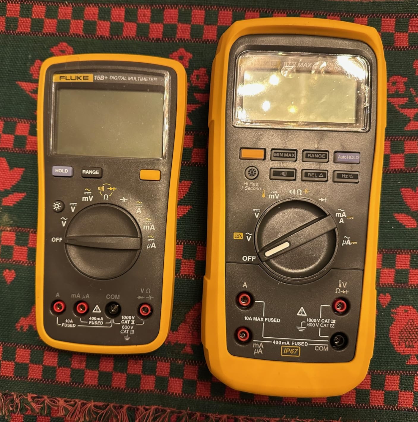 Fluke 87V MAX True-RMS Digital Multimeter, Rugged, Waterproof and Dustproof IP67 Rated, Up to 800 Hour Battery Capacity, Built-In Thermometer, Withstands Drops Up To 13 Feet, Includes TL175 Test Leads customer photo 2