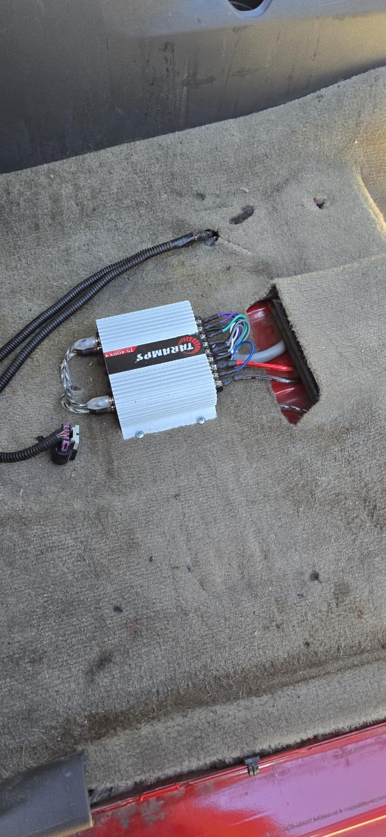 Taramps TS 400x4 400 watts RMS 4 Channels Full Range Car Audio Amplifier, Class D customer photo 2