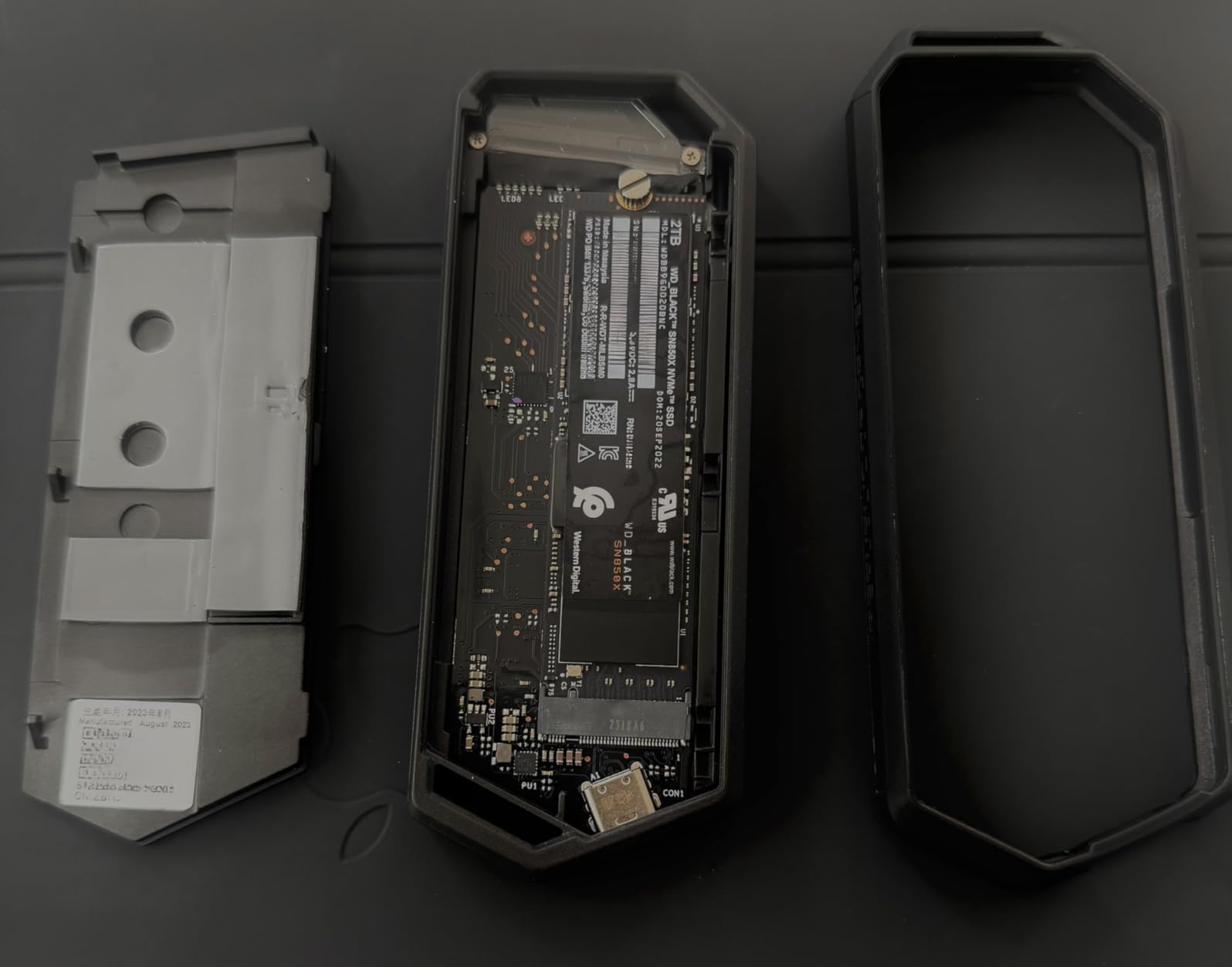 ASUS ROG STRIX Arion Aluminum Alloy M.2 NVMe SSD External Portable Enclosure Case Adapter, USB 3.2 Gen 2 Type-C (10 Gbps), USB-C to C and USB-C to A Cables customer photo 1