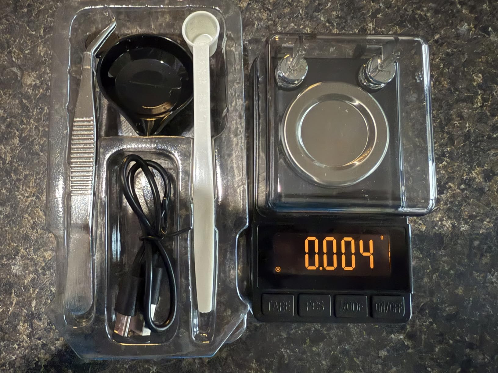 MAXUS Digital Milligram Scale 50g/0.001g, Compact Mg Scale with 20g Calibration Weight and Accessories, Black Powder Scale for Reloading customer photo 2