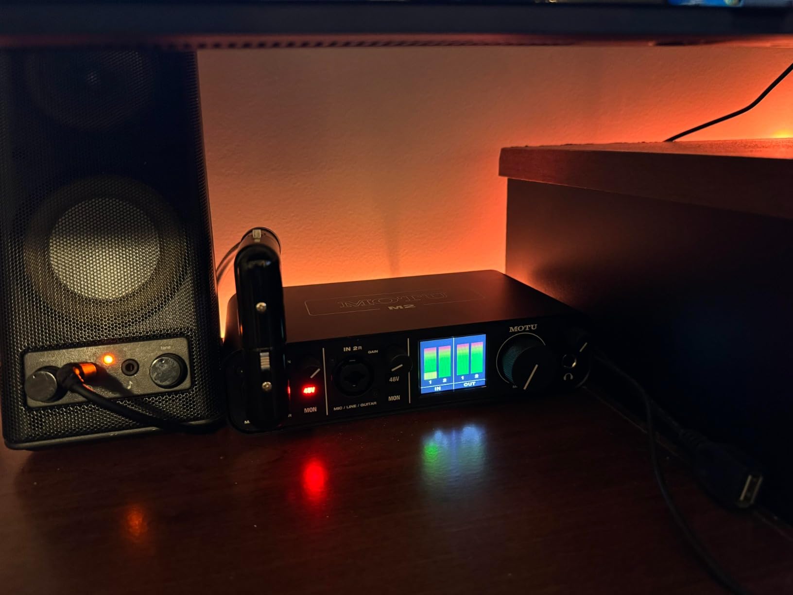 MOTU M2 2x2 USB-C Audio Interface customer photo 2