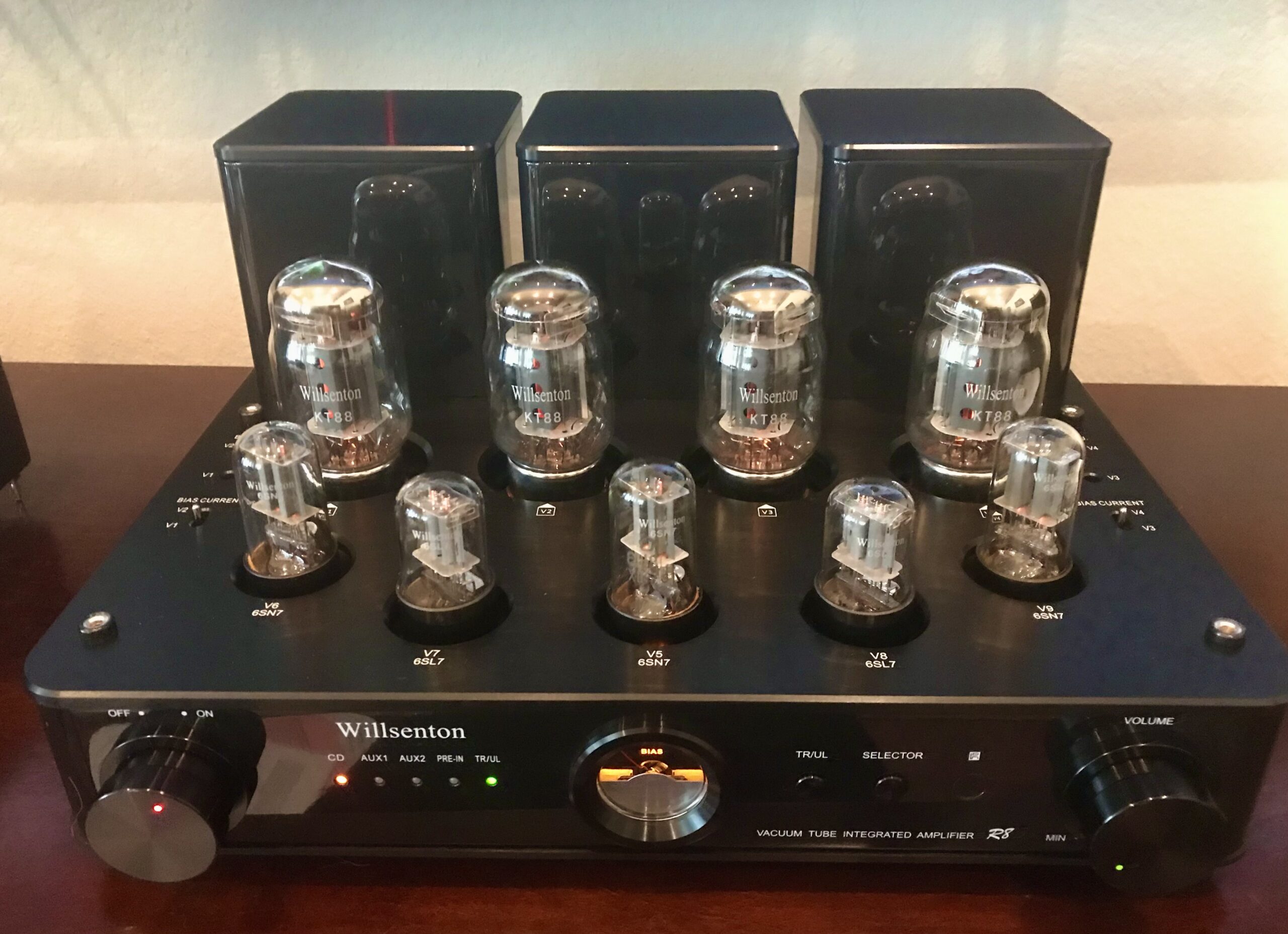 R8 Vacuum Tube Amplifier Hi-Fi Integrated Amp with Headphone Output KT88/EL34 x4 Replaceable (Black) customer photo 2