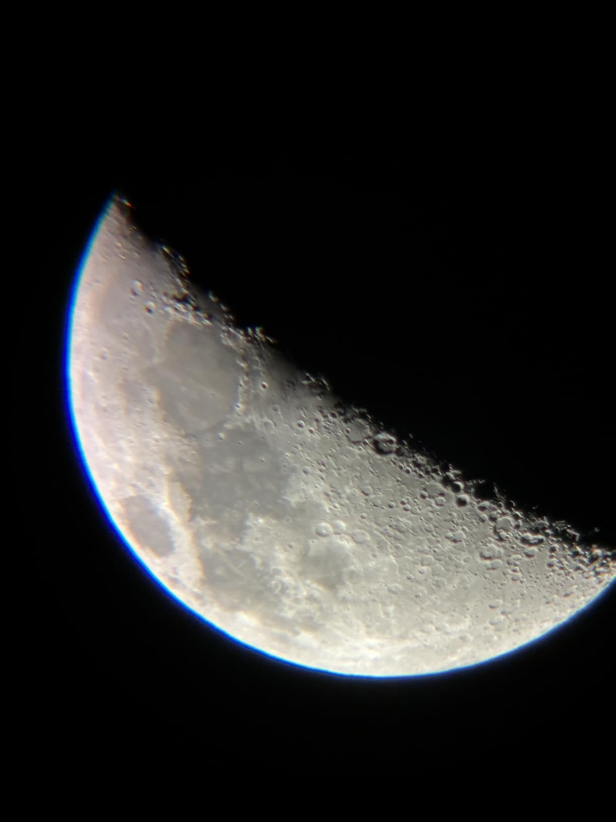 NASA Lunar Telescope for Kids - 90x Magnification, Includes Two Eyepieces, Tabletop Tripod, and Finder Scope- Kids Telescope for Astronomy Beginners, Space Toys, NASA Gifts (Amazon Exclusive) customer photo 2