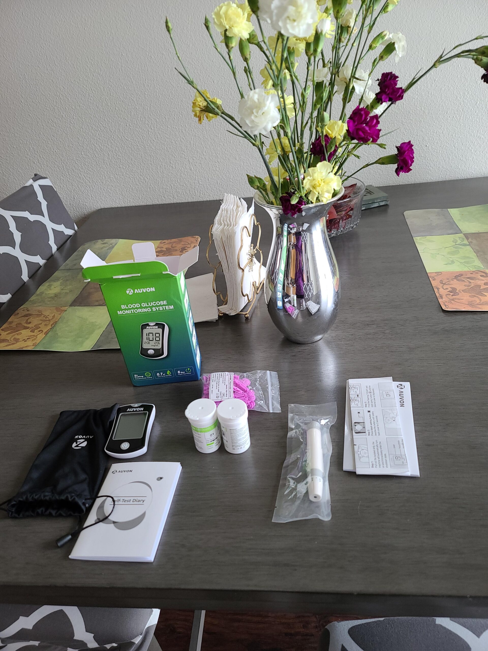 AUVON Blood Glucose Monitor Kit for Accurate Test, Diabetes Testing Kit with 100 Glucometer Strips, 100 30G Lancets and Lancing Devices, DS-W Portable Sugar Test Kit, No Coding customer photo 2