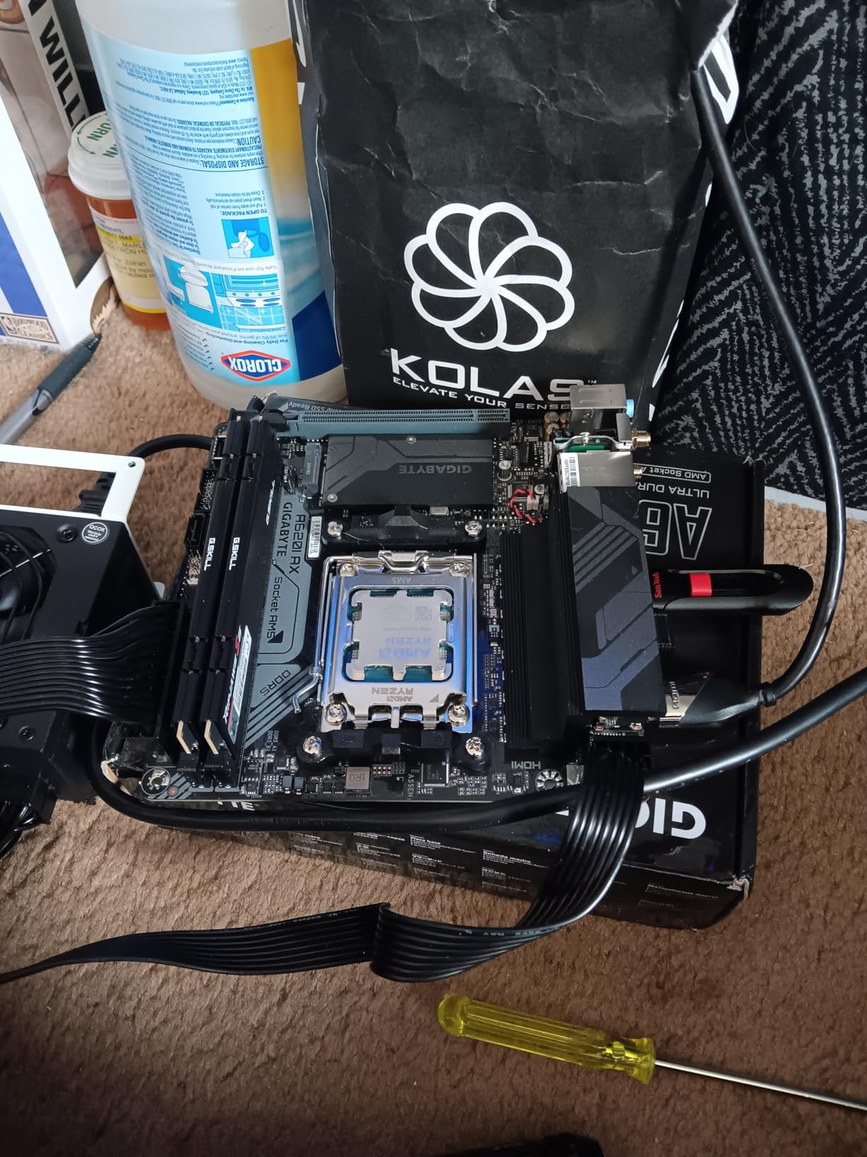 GIGABYTE A620I AX AM5 Mini-ITX Motherboard, 5-Year Warranty, DDR5, Single M.2, PCIe 4.0, USB 3.2 Gen1 Type-C, Realtek Wi-Fi 6E, Realtek 2.5GbE, Q-Flash Plus, PCIe EZ-Latch customer photo 2