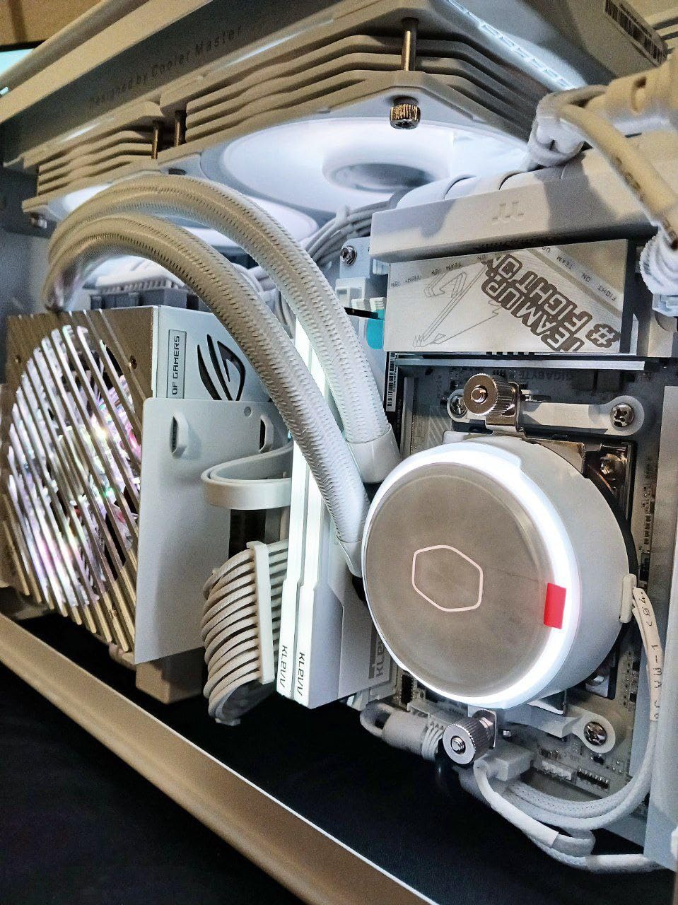 GIGABYTE X870I AORUS PRO ICE AMD AM5 LGA 1718 Motherboard, Mini-ITX, DDR5, 2X M.2, PCIe 5.0, USB-C, WIFI7, 2.5GbE LAN, EZ-Latch, 5-Year Warranty customer photo 2