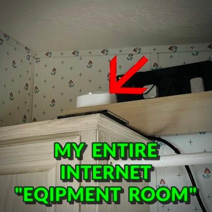 Amazon eero 6 mesh wifi router - Supports internet plans up to 900 Mbps, Coverage up to 1,500 sq. ft., Connect 75+ devices, 1-pack customer photo 2