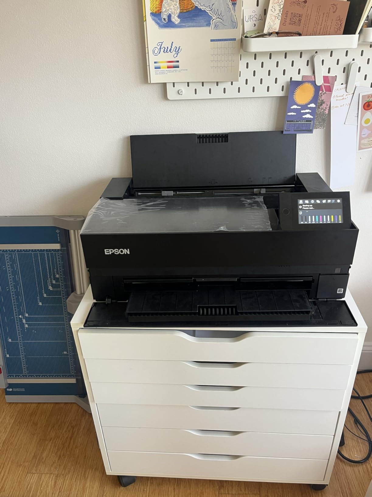 Epson SureColor P900 17-Inch Printer, Black customer photo 1