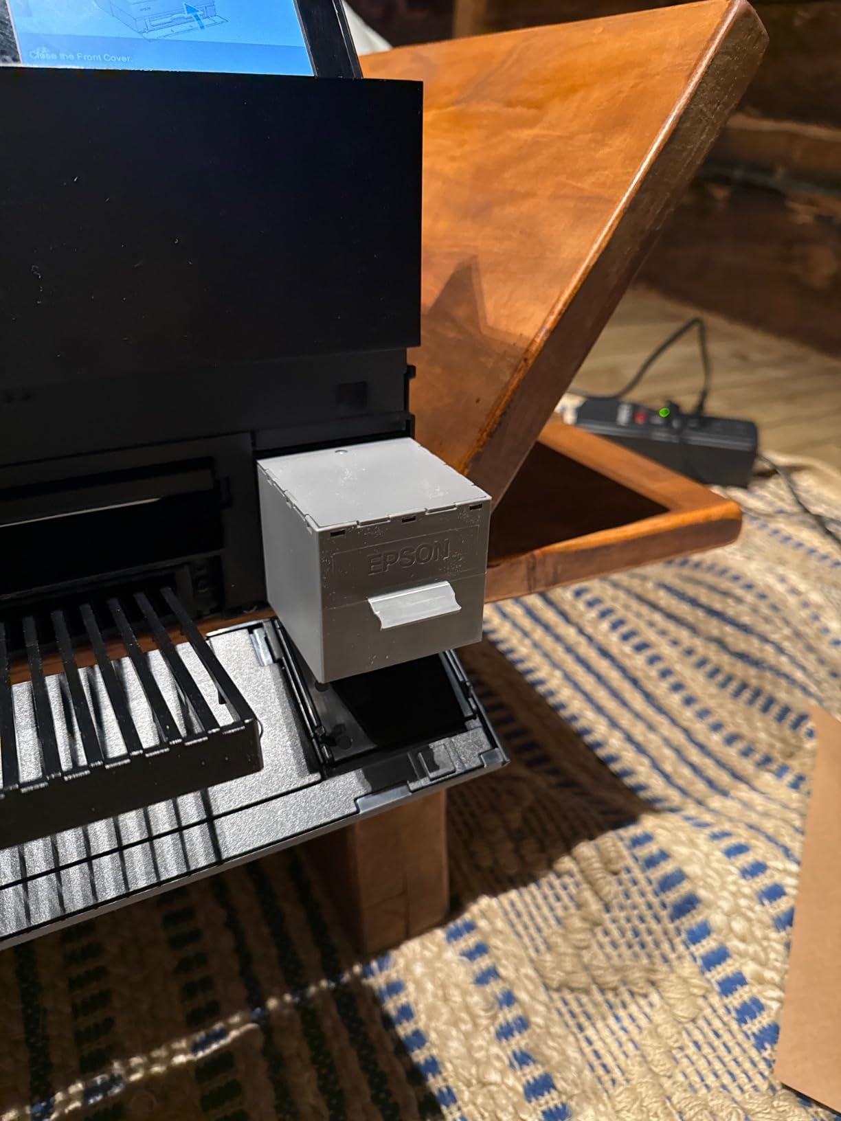 Epson SureColor P900 17-Inch Printer, Black customer photo 2