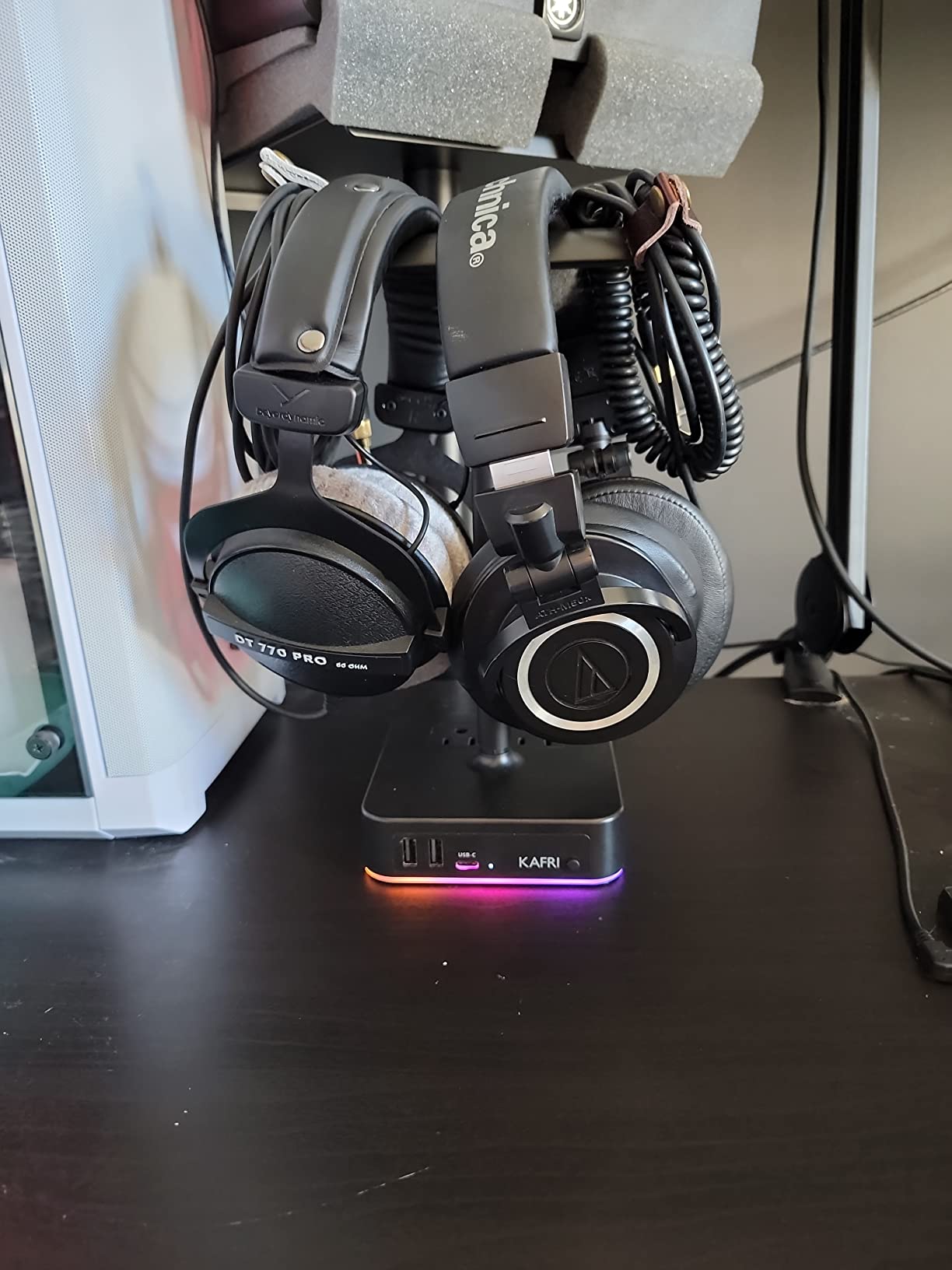 KAFRI RGB Dual Headphone Stand with USB C Charger Desk Gaming Double Headset Holder Hanger Rack with 3 USB Charging Port and 2 Outlet customer photo 2