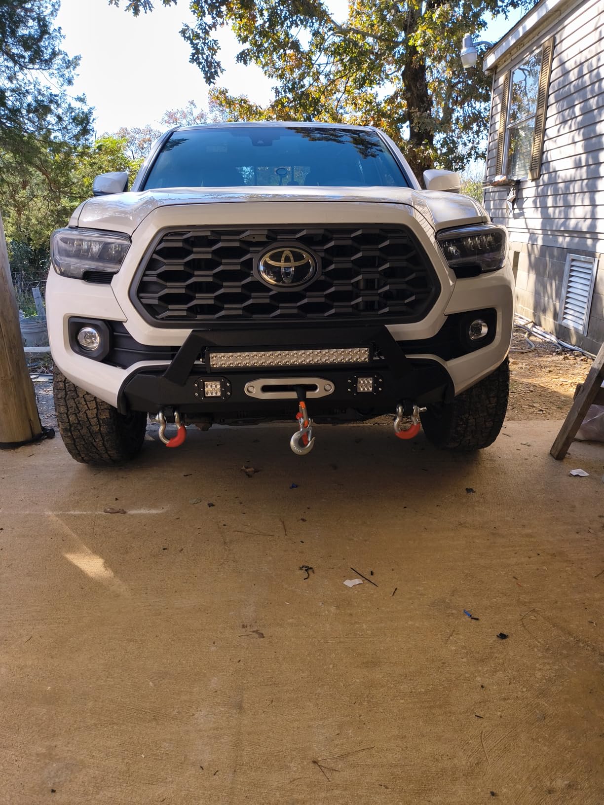VEVOR 13,500 lb Electric Truck Winch 12V DC 3/8 in x 80 ft Synthetic Rope Aluminum Fairlead Wireless & Wired Remote Control, 13500 lbs, IP55 Waterproof Towing for Off Road Jeep SUV Boat customer photo 2