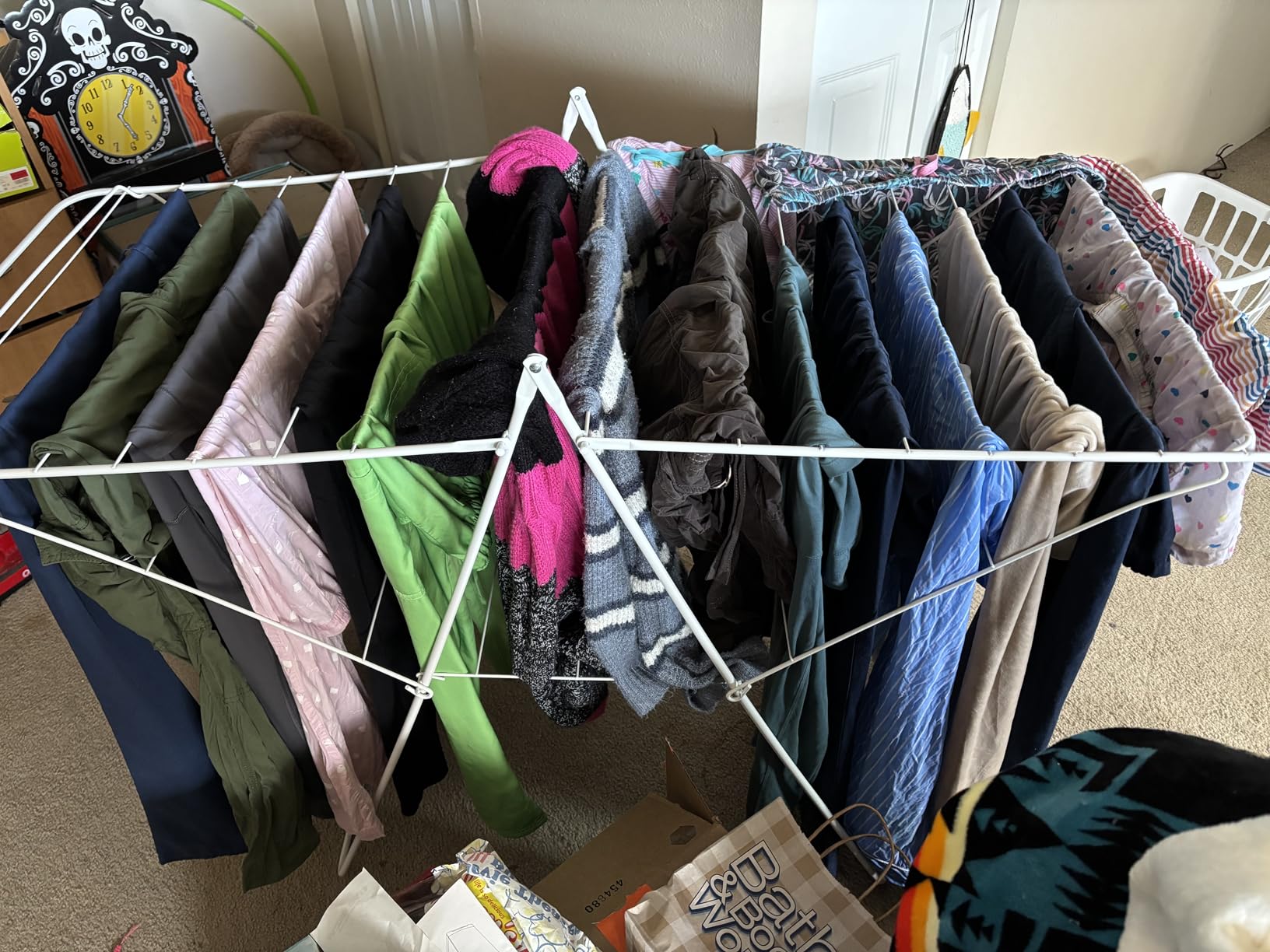 COMFEE' Portable Washing Machine, 0.9 cu.ft Compact Washer With LED Display, 5 Wash Cycles, 2 Built-in Rollers, Space Saving Full-Automatic Washer customer photo 1