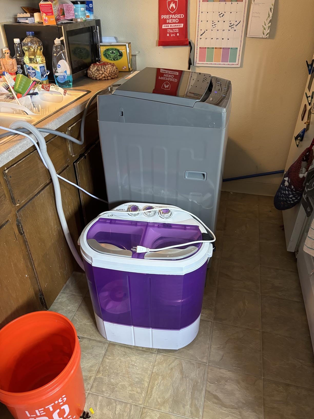 COMFEE' Portable Washing Machine, 0.9 cu.ft Compact Washer With LED Display, 5 Wash Cycles, 2 Built-in Rollers, Space Saving Full-Automatic Washer customer photo 2