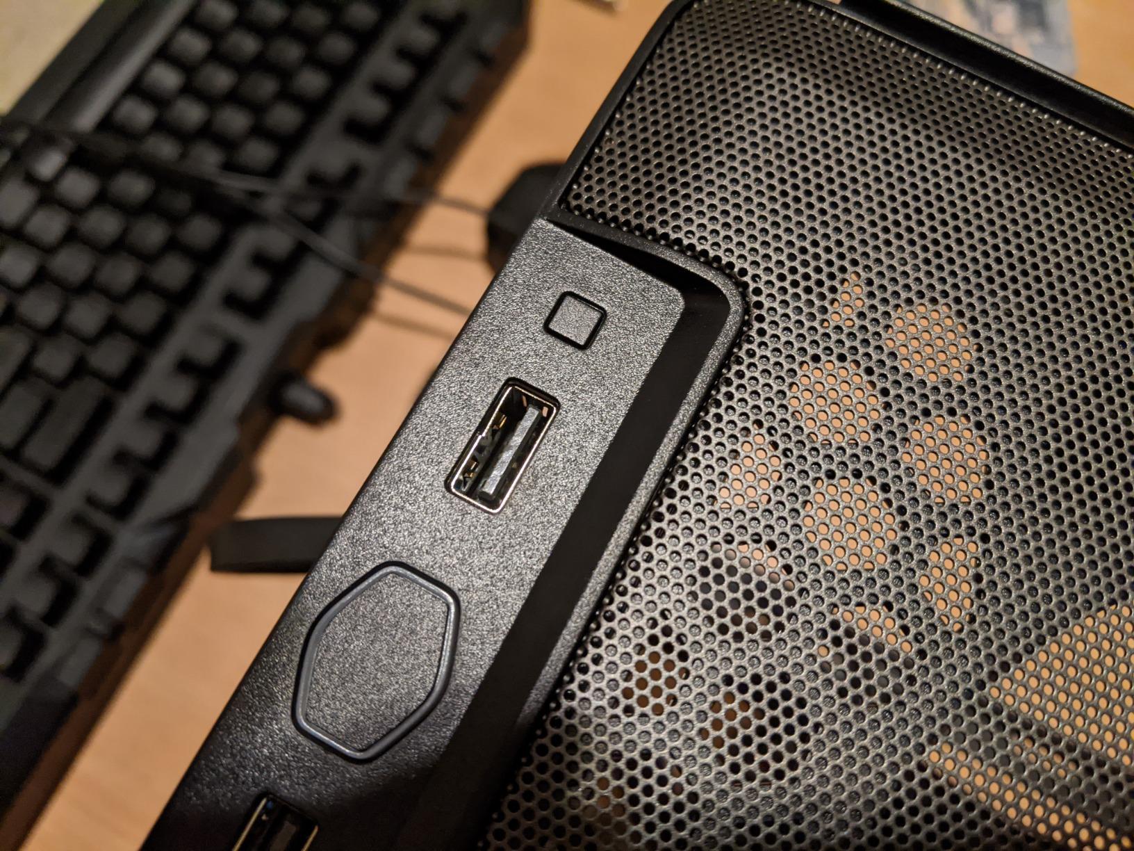 Cooler Master NR200 Mini-ITX PC Case - 280mm Radiator Support, Fits up to 6 x 120mm Fans, Vertical GPU Mount with 330mm GPU Clearance, SFX PSU, Compact High Airflow ITX Gaming Mini Tower, Black customer photo 1