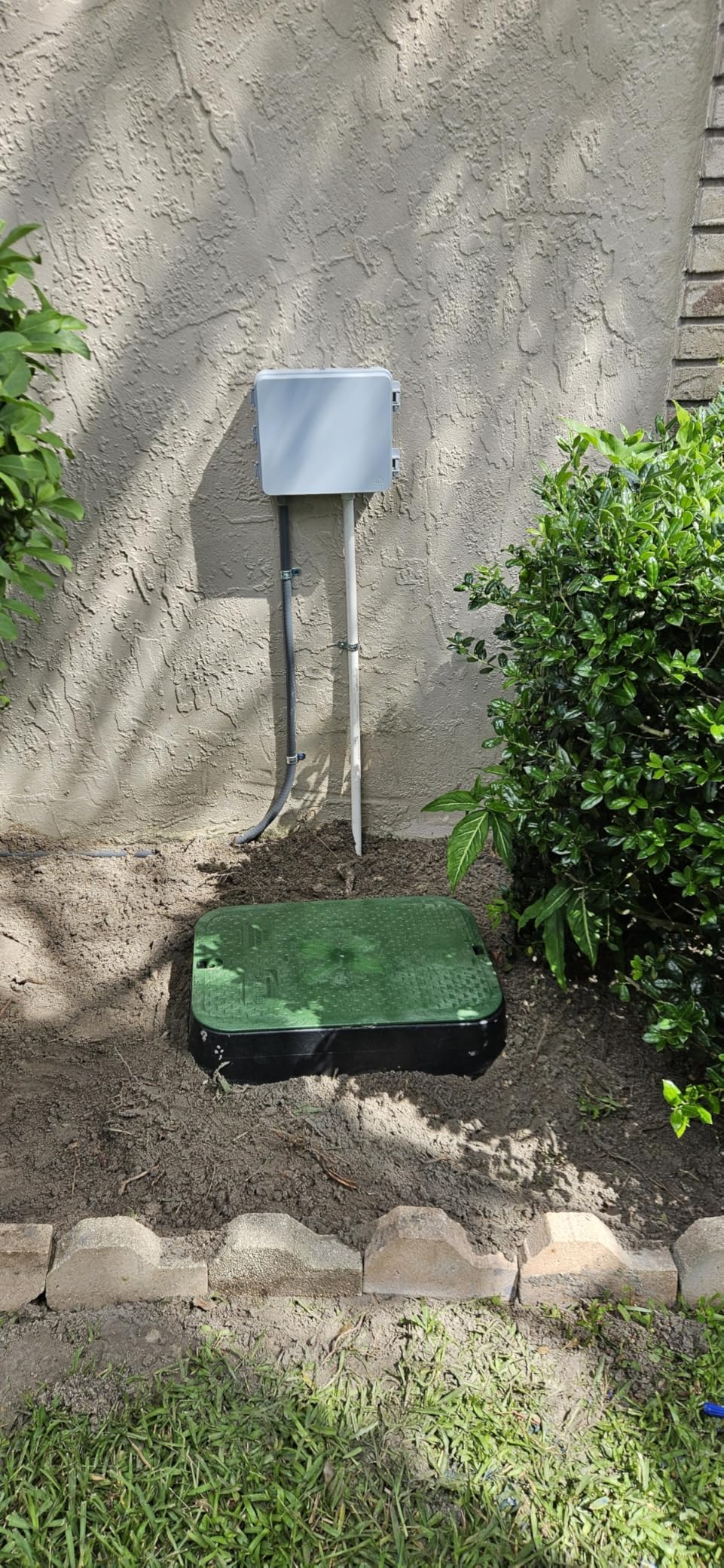 Yardian Pro Smart Sprinkler Controller (8-Zone) - Easy DIY Install, Apple HomeKit, Ethernet & Wi-Fi, Manual Buttons, Weather-Based Scheduling customer photo 1