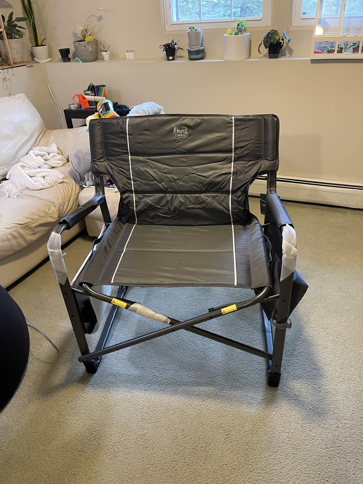 Timber Ridge XXL Upgraded Oversized Directors Chairs with Foldable Side Table, Detachable Side Pocket, Heavy Duty Folding Camping Chair up to 600 Lbs Weight Capacity (Gray) Ideal Gift customer photo 1
