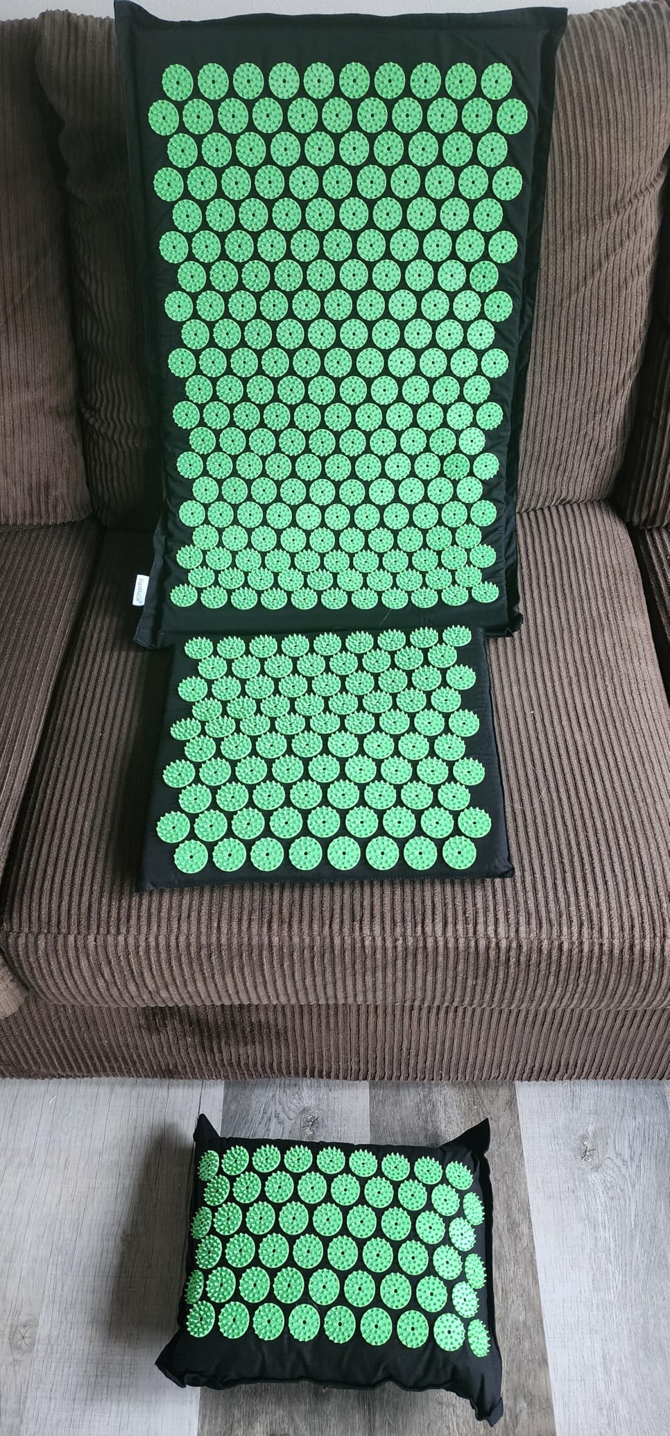 XiaoMaGe Acupressure Mat and Pillow Set with Bag - Large Size 28.7 X 16.5 inch Acupuncture Mat for Neck & Back Pain customer photo 2