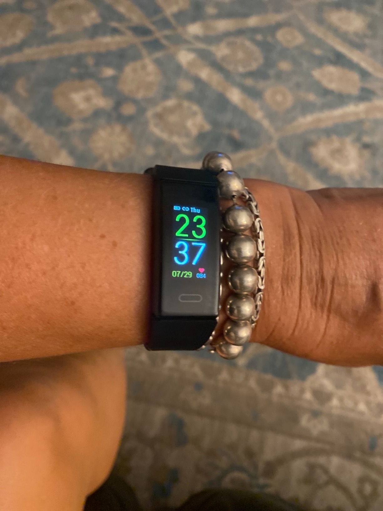ZURURU Fitness Tracker Y39 customer photo 1