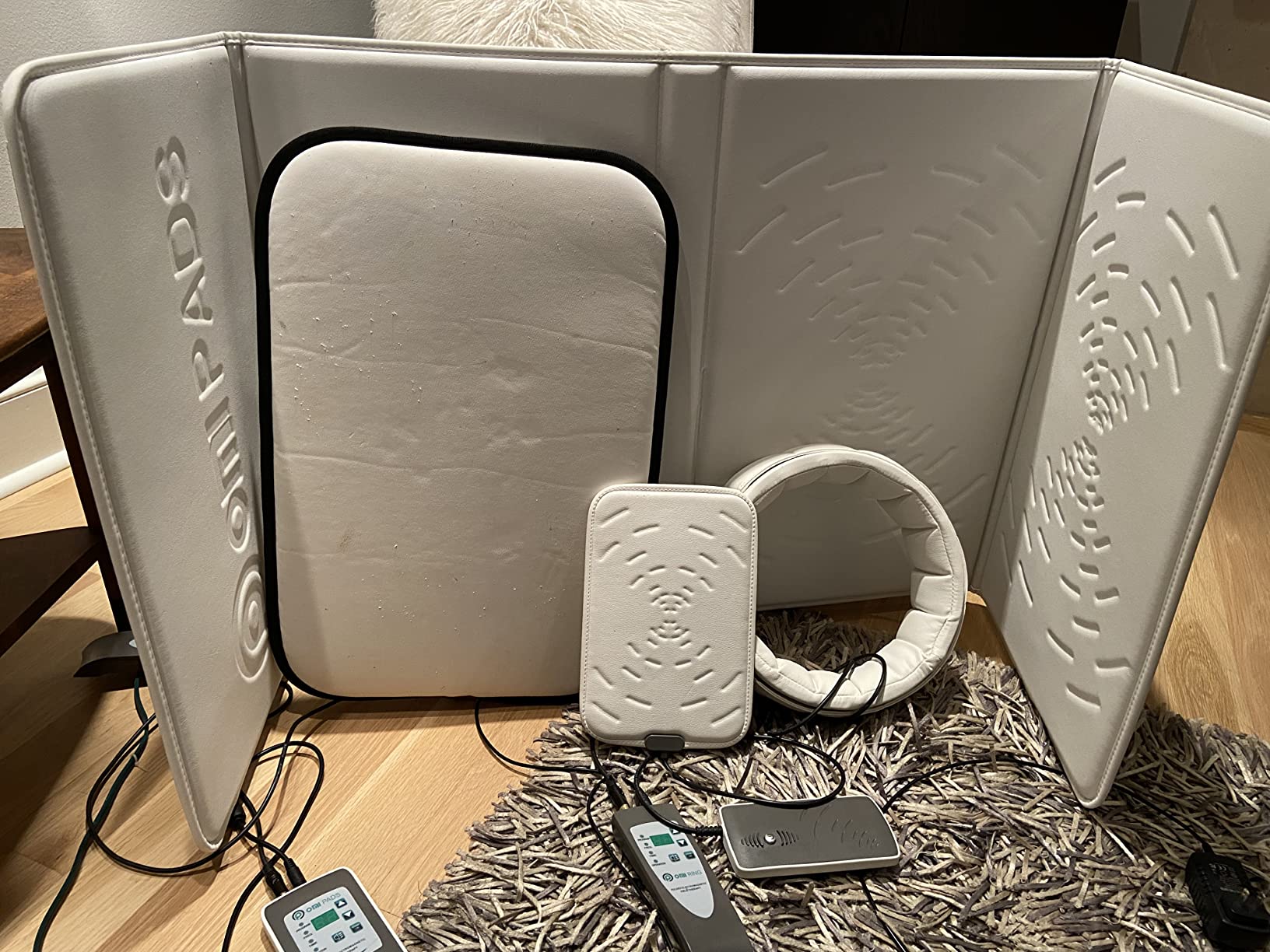 OMI Magnetic Field Therapy Mat - Full Body Mat for General Wellness, Stress, Relaxation & Boosted Energy Levels, Magnetic Field Therapy with Controller & Portable Medallion Device customer photo 1