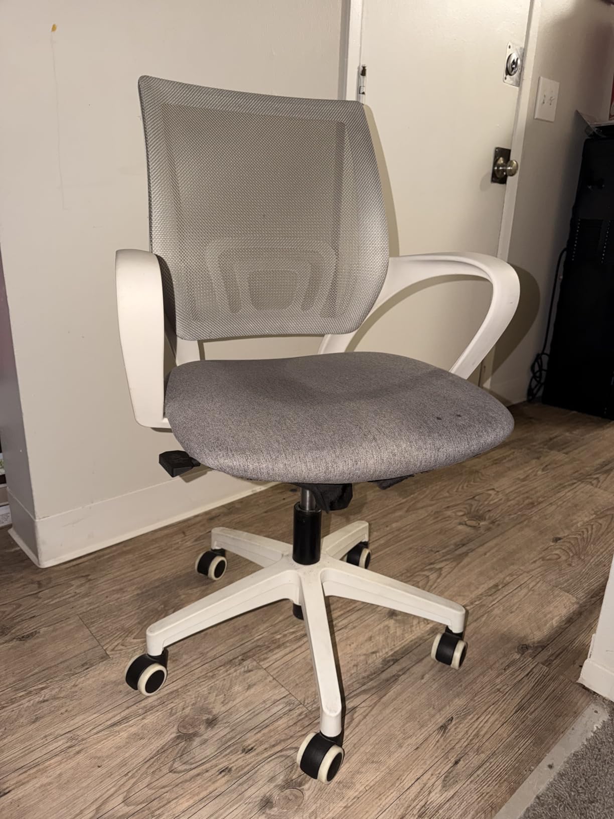 NEO CHAIR Office Desk Computer Chair Ergonomic Mesh Gaming Cushion Seat with Comfy Lumbar Mid Back Support Adjustable Height Swivel Rolling Wheels for Home Task (Black) customer photo 2