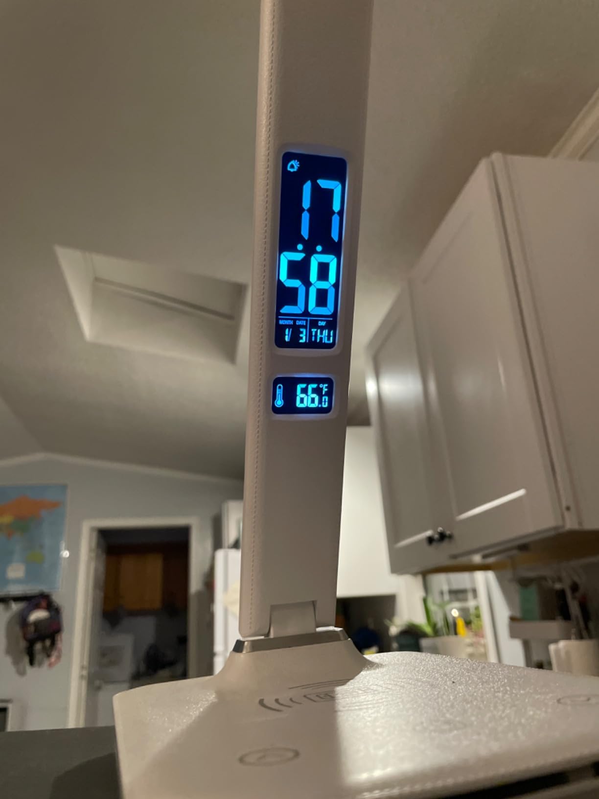 Carex Radiance Bright Light Therapy Sun Lamp, 10000 LUX Therapy Lamp, LED Bright White Light with Adjustable Brightness, Alarm Clock, Wireless Charging Station, USB Port, White customer photo 1