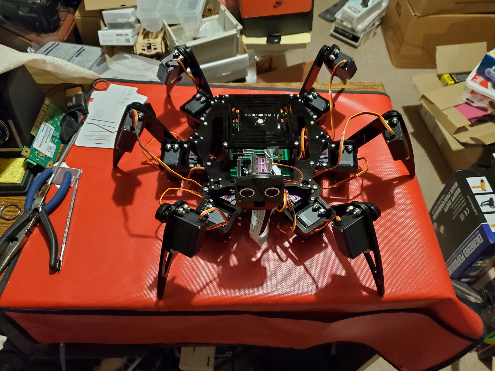 Freenove Big Hexapod Robot Kit for Raspberry Pi 5 4 B 3 B+ Zero 2 W, Walking, Self Balancing, Face Recognition, Ultrasonic Ranging, App Control, Camera, Servo (Raspberry Pi NOT Included) customer photo 2