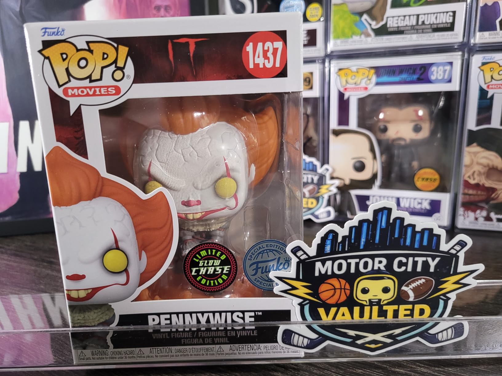 ULANZI VL49 RGB Video Lights, LED Camera Light 360° Full Color Portable Photography Lighting w 3 Cold Shoe, 2000mAh Rechargeable CRI 95+ 2500-9000K Dimmable Panel Lamp Support Magnetic Attraction customer photo 1