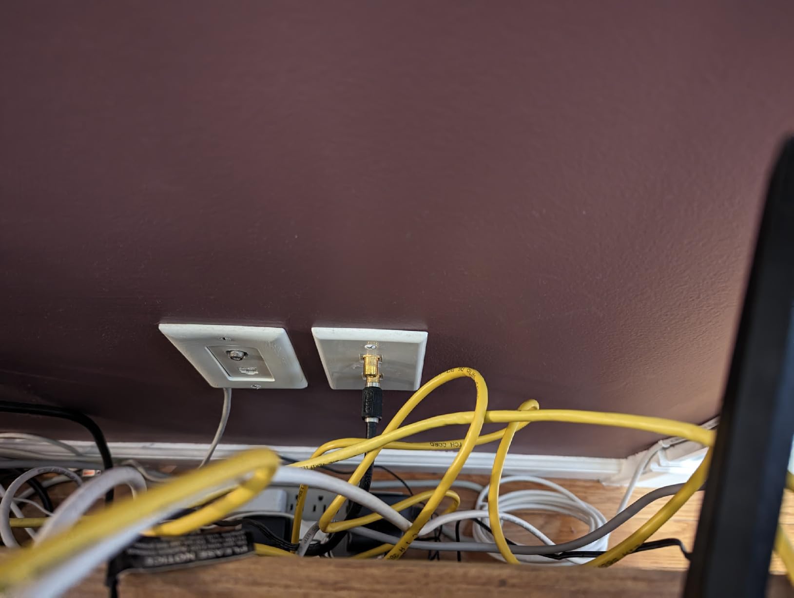 Hitron MoCA 2.5 Network Adapter HTEM4 (2-Pack) customer photo 1