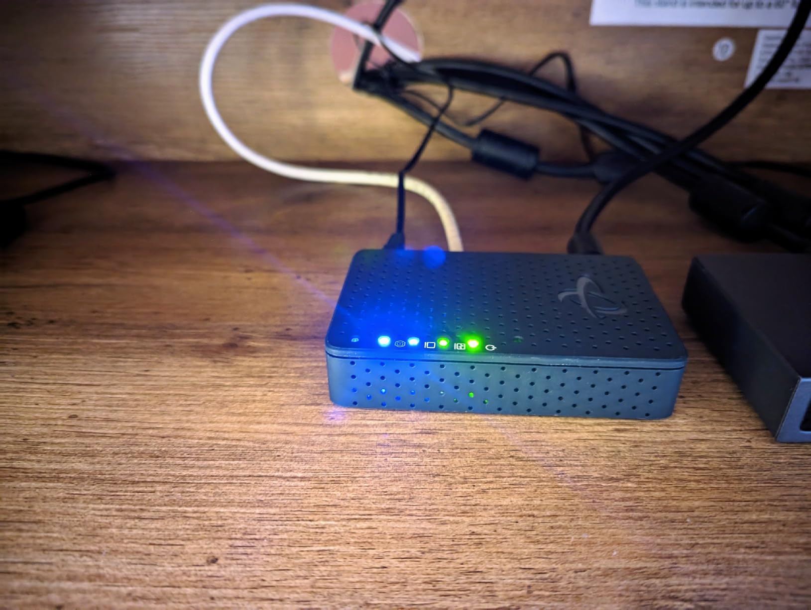 Hitron MoCA 2.5 Network Adapter HTEM4 (2-Pack) customer photo 2