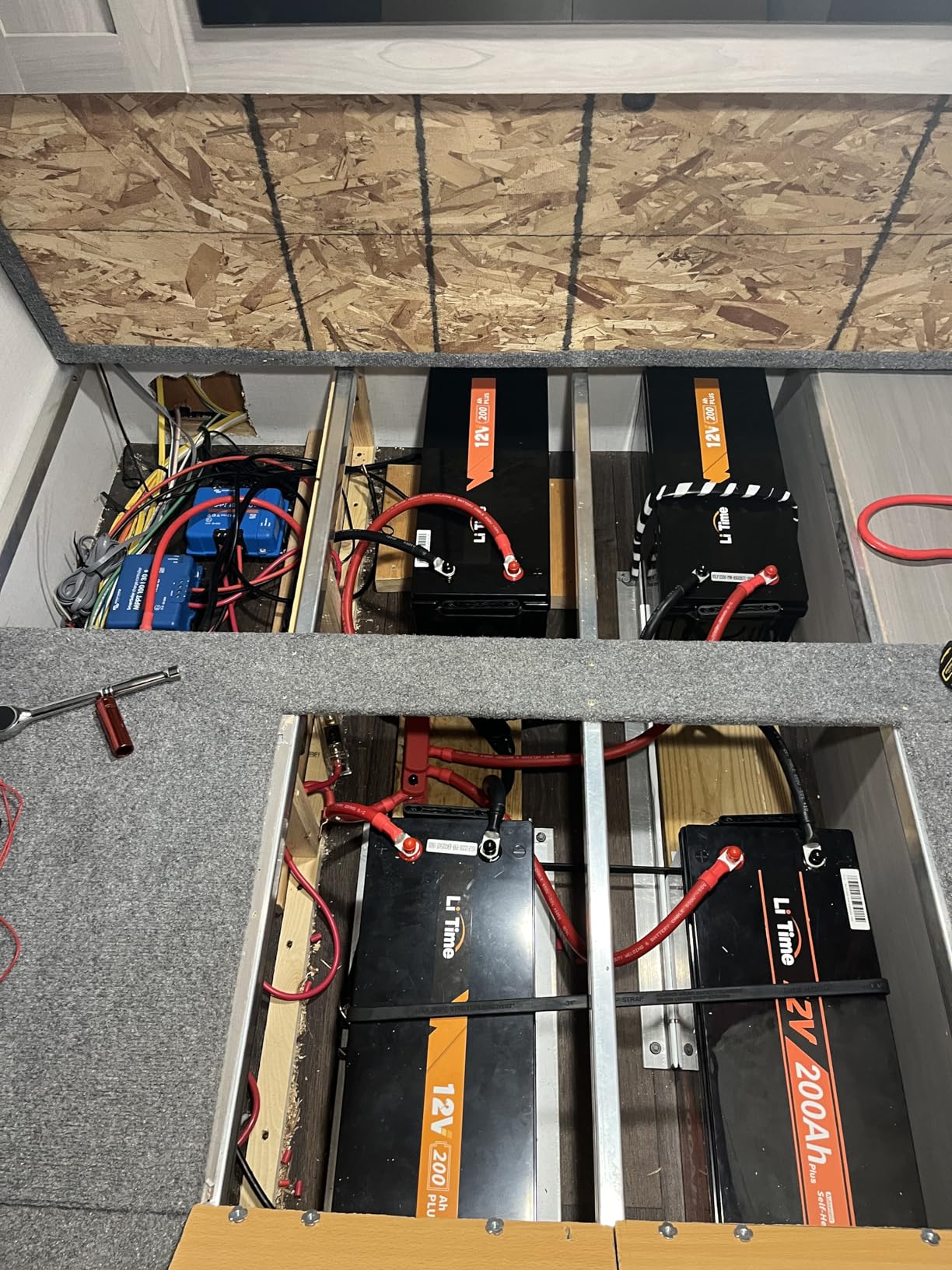 Litime 12V 200Ah Plus Lithium LiFePO4 RV Battery, 4000+ Deep Cycles Battery, 200A BMS, 2560Wh Energy, Perfect for Camper, Solar, Off-Grid, Van, Marine etc. customer photo 1