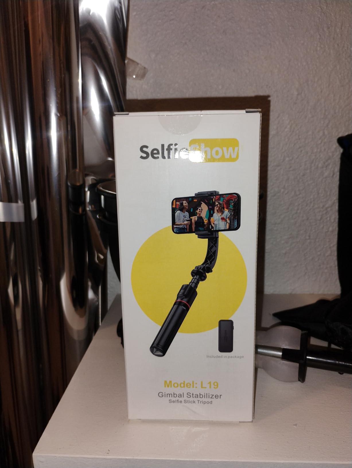 Smartphone Gimbal Stabilizer with Remote, Aluminum Extendable Selfie Stick Tripod, 360° Automatic Rotation, Auto Balance for Live Video Recording, Vlogging, YouTube Compatible with iPhone and Android customer photo 2