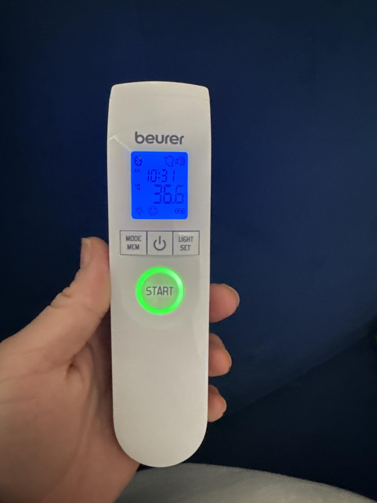 Beurer Bluetooth Non-Contact Thermometer, Forehead, Object, Room Temperature, High Accuracy, XL Blue Illuminated Display, 60 Memory Spaces, FT95 customer photo 1