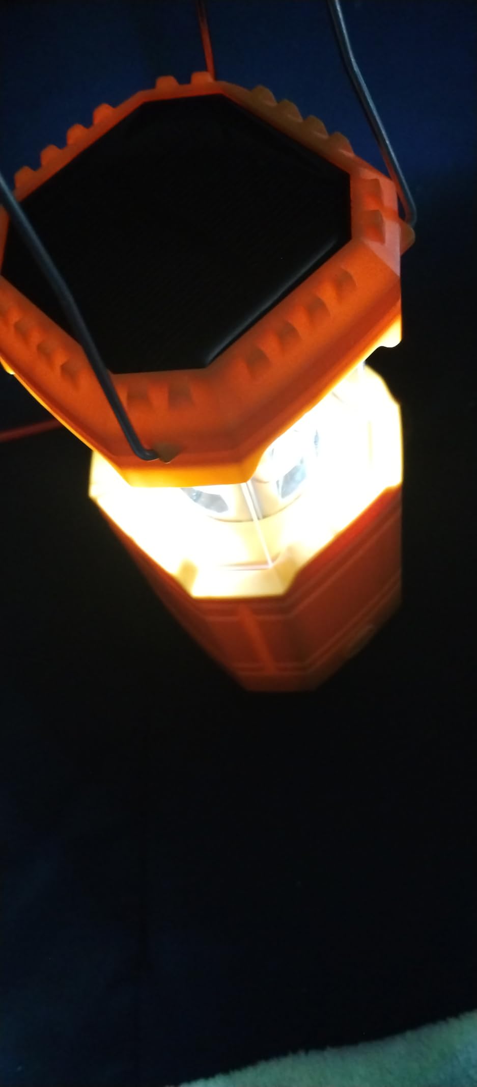 3000mAh Large Capacity Hand Crank Solar Camping Lantern, Portable Ultra Bright LED Torch, 23-26 Hours Running Time, USB Charger, Electronic Lantern for Outdoor customer photo 1