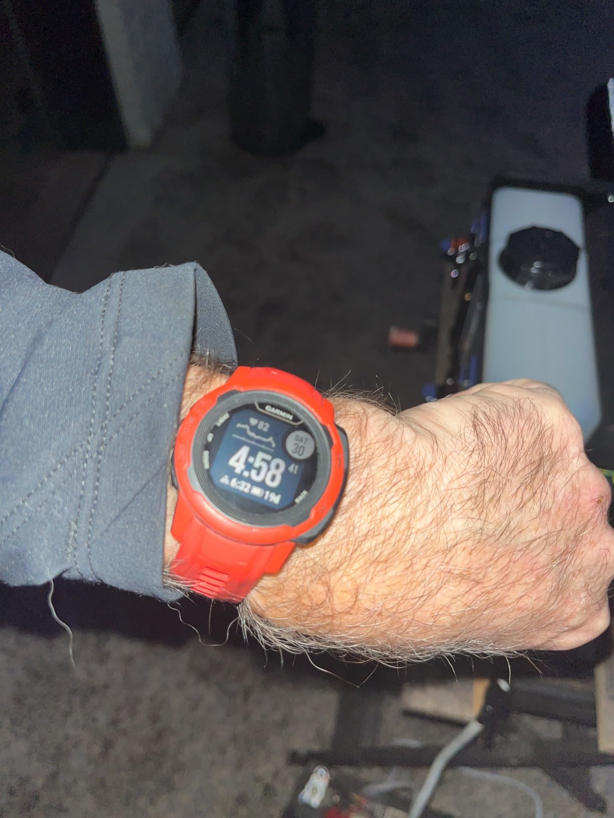 Garmin Approach S12, Easy-to-Use GPS Golf Watch, 42k+ Preloaded Courses, Black customer photo 2