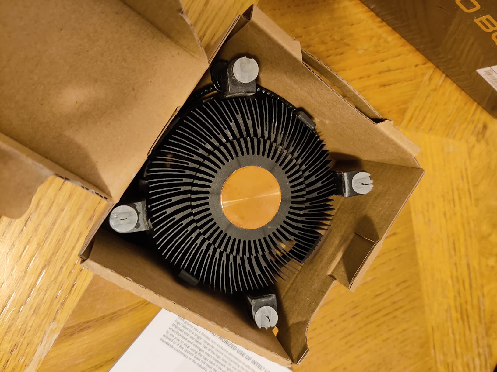 Intel Core i3-10105F 4-Core Comet Lake Processor 3.70GHz 8GT/s 6MB LGA 1200 CPU Retail customer photo 1