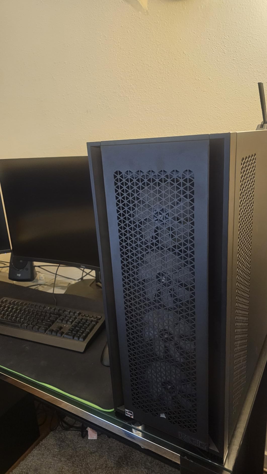 CORSAIR 7000D Airflow Full-Tower ATX PC Case - High-Airflow Front Panel, Spacious Interior, Easy Cable Management, 3X 140mm AirGuide Fans, Black customer photo 2