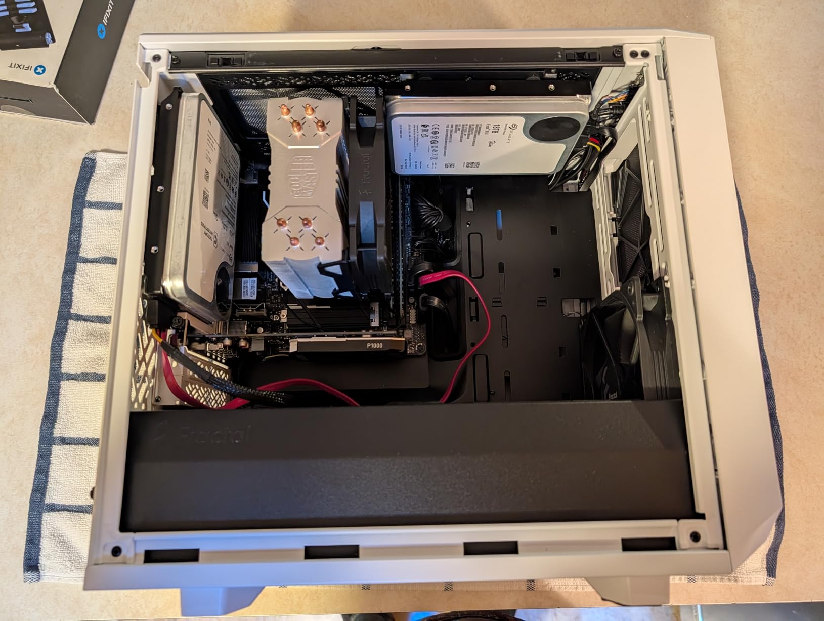 Cooler Master Elite Liquid 240 CPU AIO Cooler - 240mm Radiator, 2x ARGB PWM Fans, Dual-Chamber Pump Design, Ultra-Quiet High-Performance Cooling, AMD AM5/AM4 & Intel LGA 1851/1700, White customer photo 2