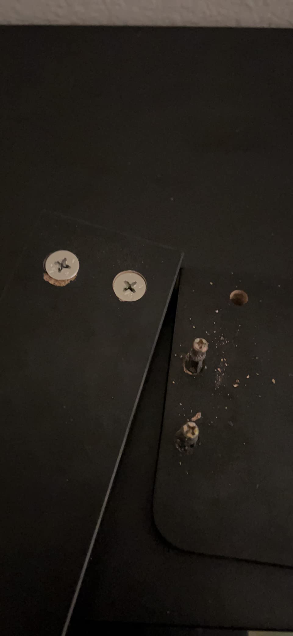 Gator Frameworks Content Creator Series Studio Desk Workstation with (3U) Rack Shelf and Sliding Keyboard Tray, Black Finish (GFW-DESK-MAIN) customer photo 2