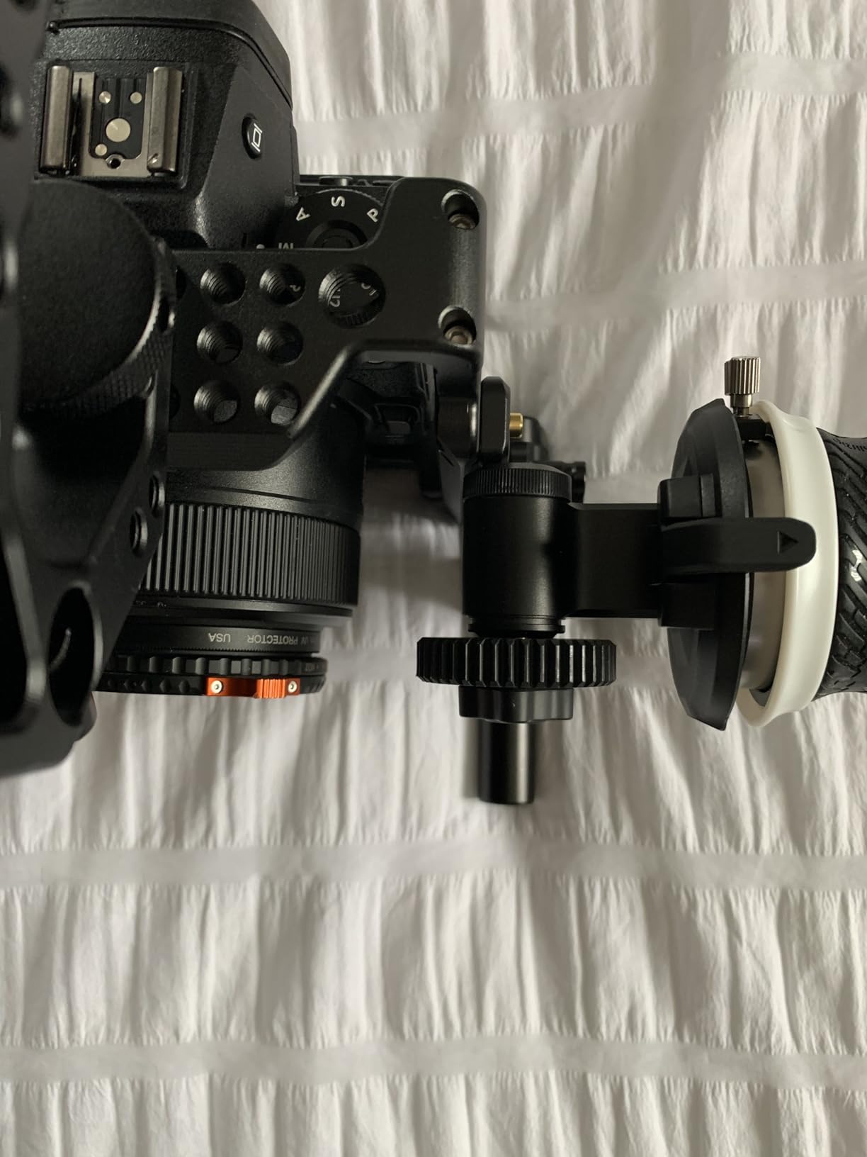 SmallRig Mini Follow Focus with A/B Stops & 15mm Rod Clamp and Snap-on Gear Ring Belt for DLSRs and Mirrorless Cameras customer photo 1