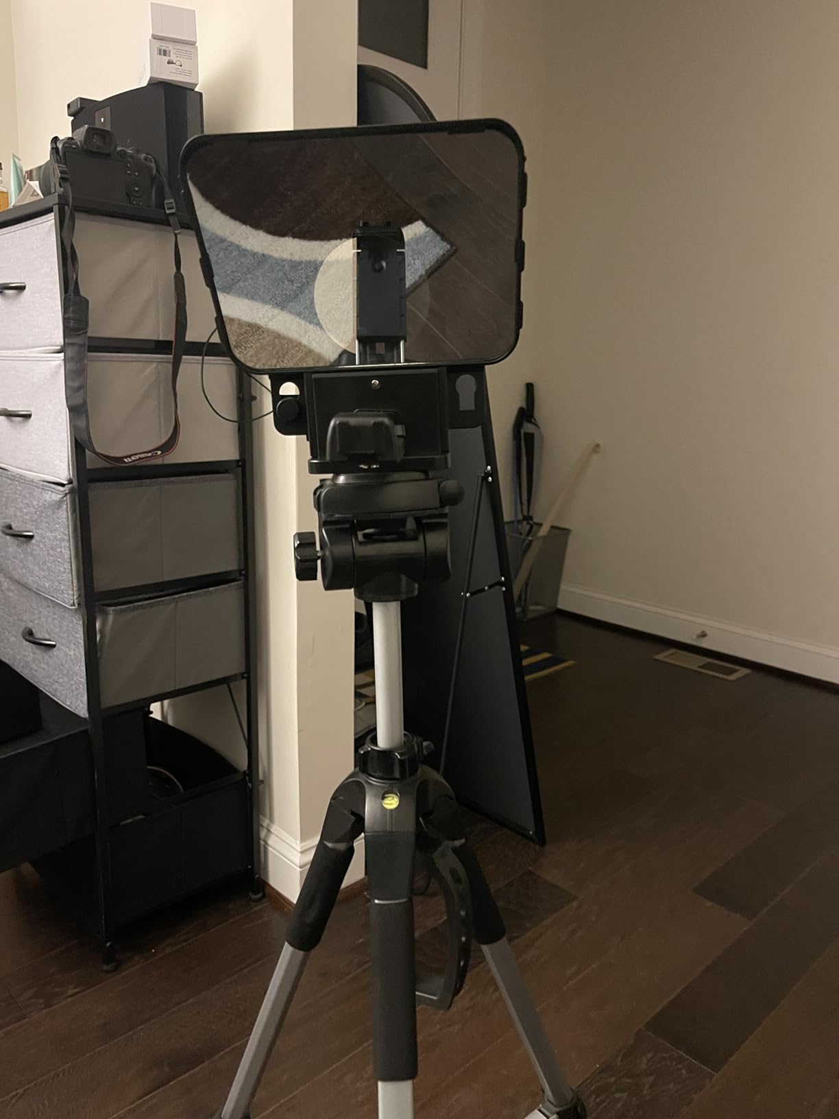 Desview T3 Teleprompter with Remote Control Work with iPad/Tablet/Smartphone up to 10 inch High Display Mirror Support Wide Angle Lens Great Partner for Live Streaming customer photo 2