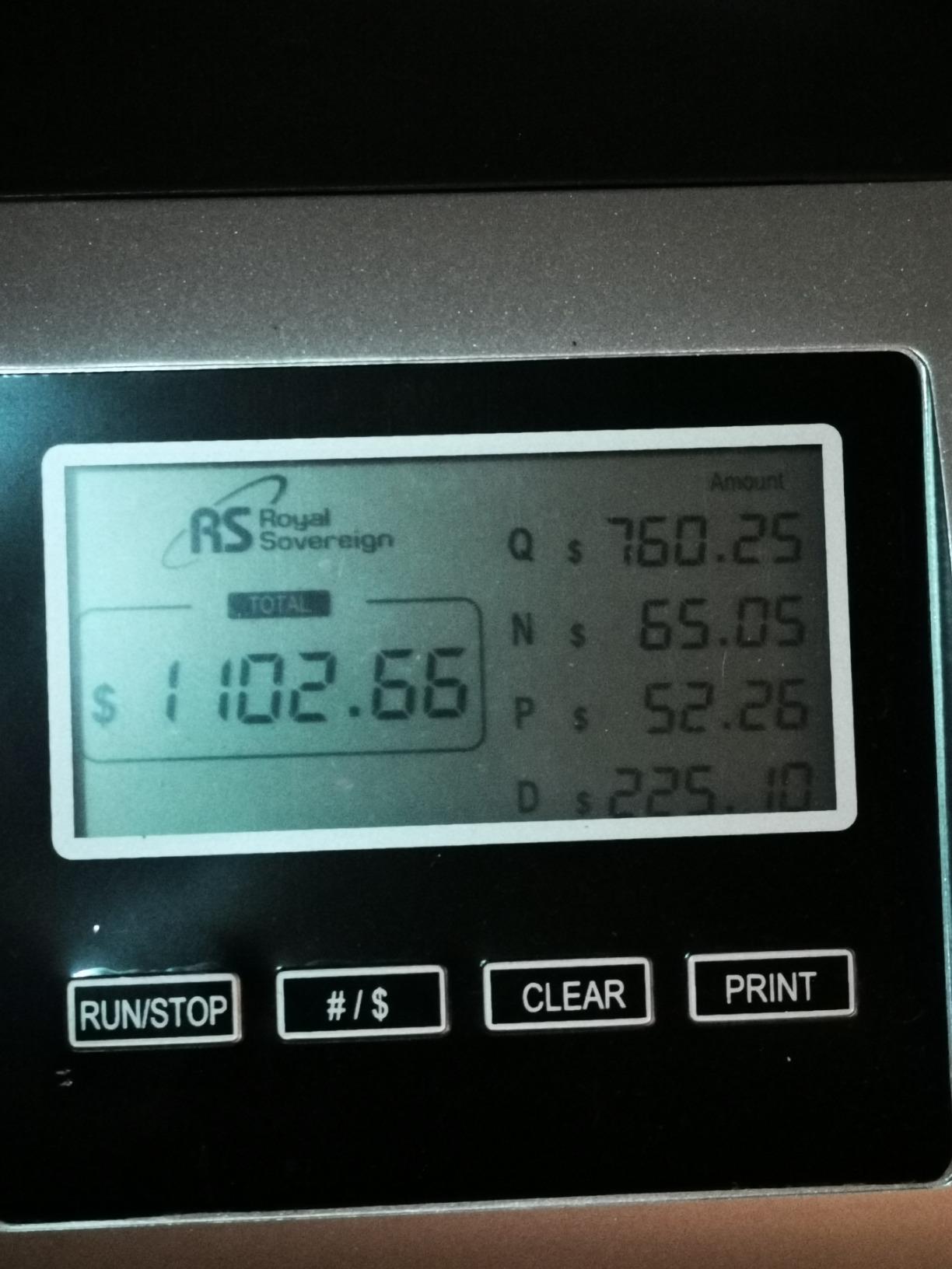 Royal Sovereign 4 Row Electric Coin Counter/Sorter with Patented Anti-Jam Technology & Digital Counting Display (FS-44N), Black customer photo 1