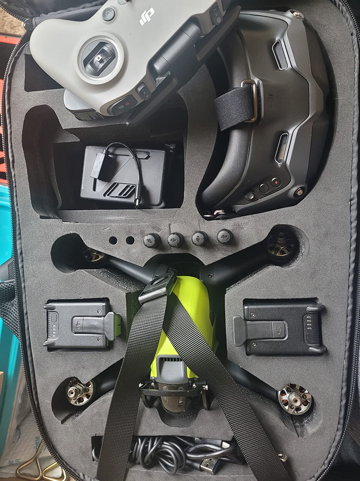 Waterproof Shockproof DJI FPV Backpack Portable Hard Case for DJI FPV Combo Drone, Remote Controller, Batteries, FPV Bag with YKK Zipper customer photo 1