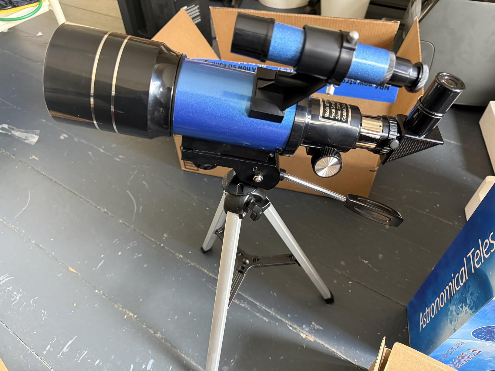 ToyerBee Telescope for Adults & Kids, 70mm Aperture (15X-150X) Portable Refractor Telescopes for Astronomy Beginners, 300mm Professional Travel Telescope with A Smartphone Adapter& Wireless Remote customer photo 2