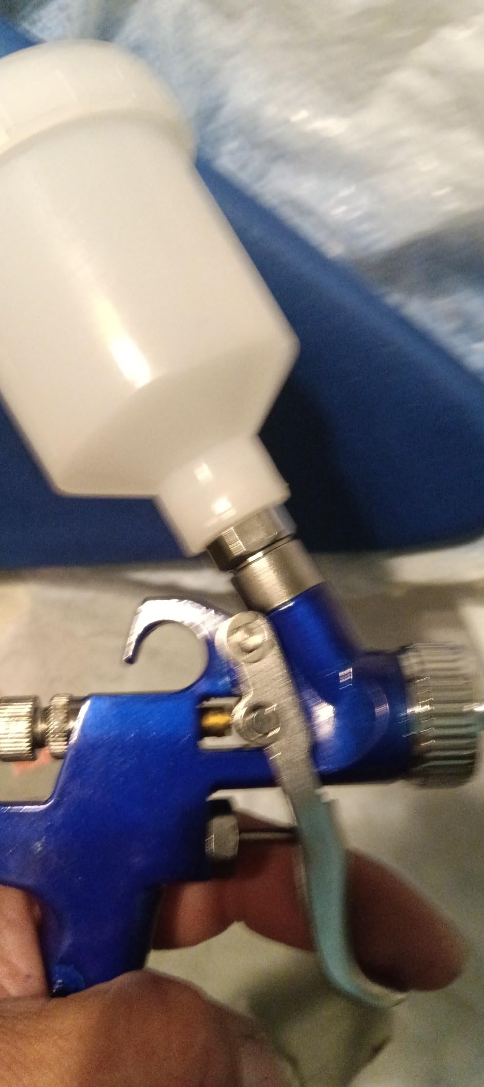 Tosucs HVLP Spray Gun with 1.0mm Tip Air Spray Gun for Car Spraying Gravity Feed Paint Gun for Car Prime,Furniture Surface Spraying,Wall Painting Include 125ml Capacity Cup customer photo 1