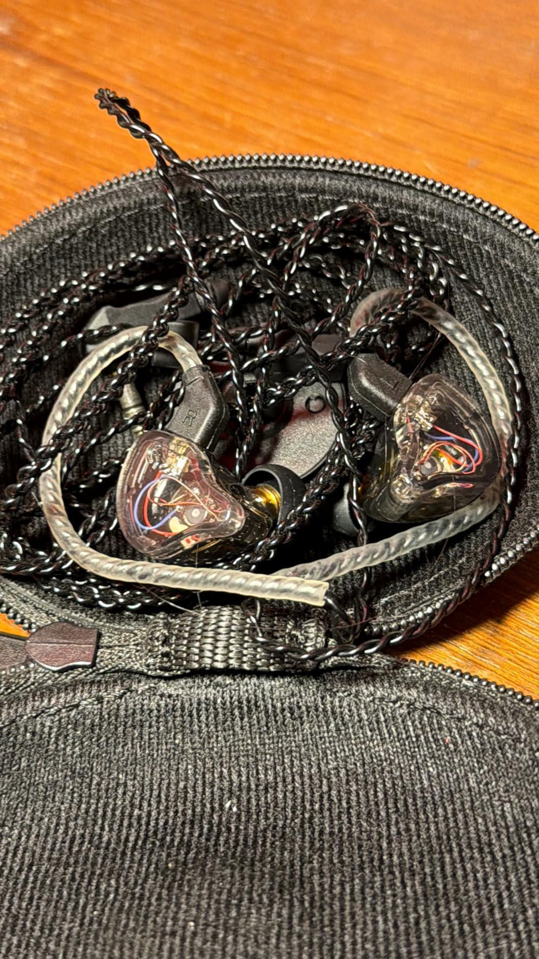 CCZ Yinyoo Melody in Ear Monitors Earphones Headphones Wired Earbuds IEM HIFI Bass with 1DD 1BA for Musicians, Singer, on Stage, Studio customer photo 1