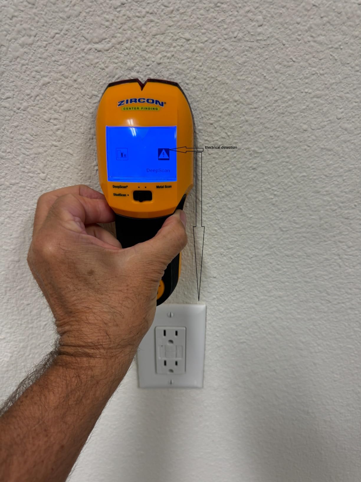 Zircon MultiScanner A200 - Electronic Wall Scanner Stud Finder & Metal Detector with Live AC Wire Detection, SpotLite Pointer, ACT Auto-Correcting Technology customer photo 2