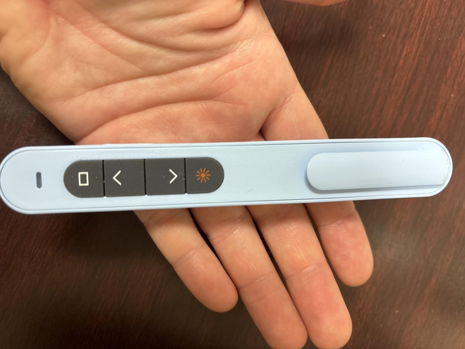 QUI Presentation Clicker for PowerPoint, RF 2.4GHz USB Wireless Presenter Remote with Volume Control, PowerPoint Clicker Slide Advancer for Mac, Windows, Laptop, Keynote customer photo 1