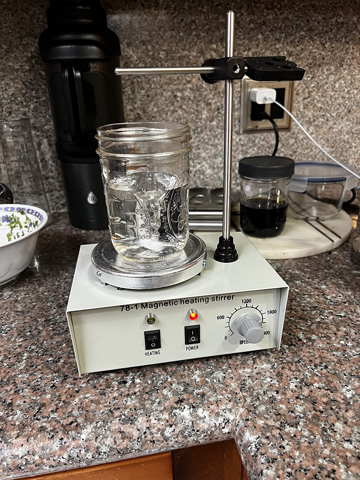 78-1 Magnetic Stirrer Hot Plate Magnetic Mixer 1000ml Lab Hot Plate with Magnetic Stirrer, 2400 RPM Magnetic Stir Plate with 4 Stir Bars and Support Stand, Max 158°F Hotplate Magnetic Stir customer photo 1