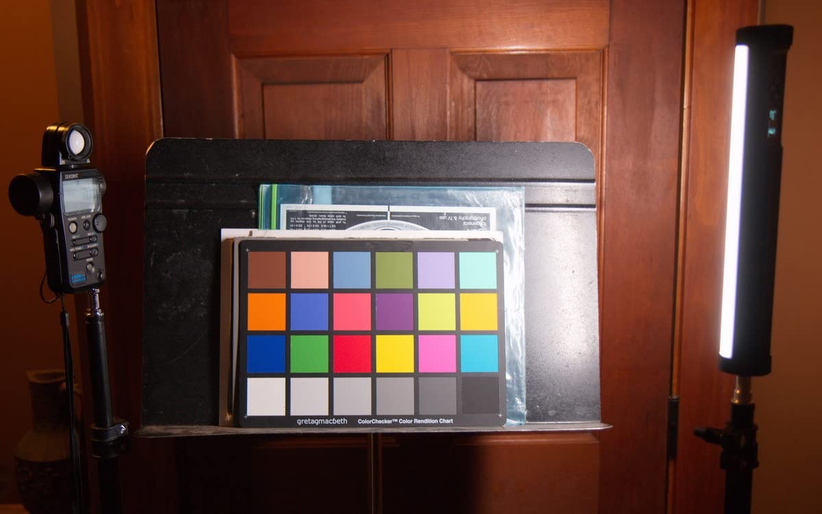 AMBITFUL A2 RGB LED Light Wand - Full Color Magnetic Video Light Stick, Handheld Tube Light with 29 Effects, 2500-8500K, 2500mAh, CRI 95+ customer photo 2